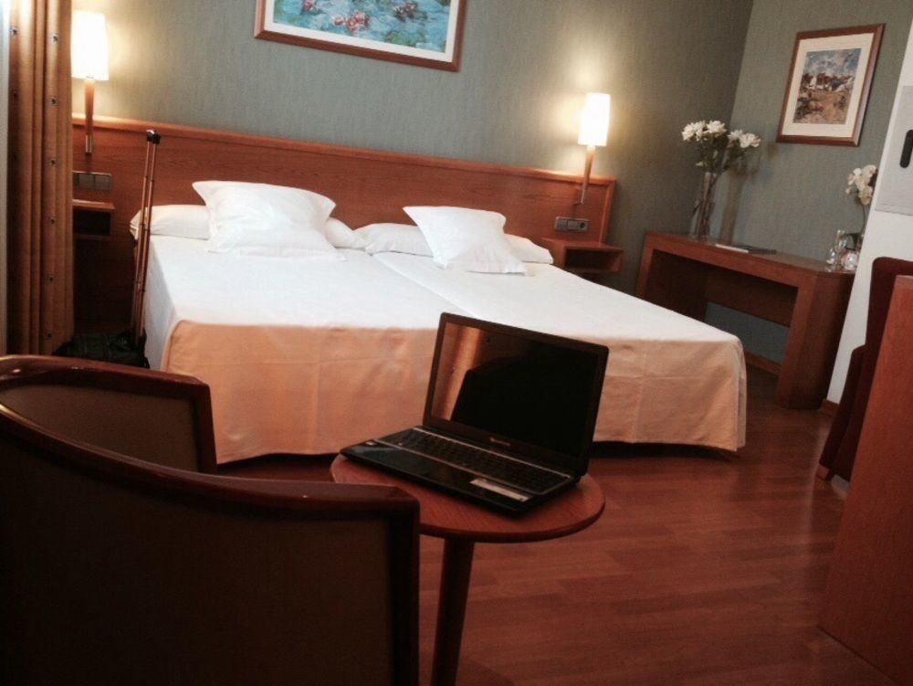 Hotel Checkin Valencia Alaquàs Esterno foto